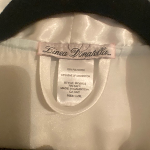 “The Bride” Short Satin Wrap L/XL - Picture 7 of 7